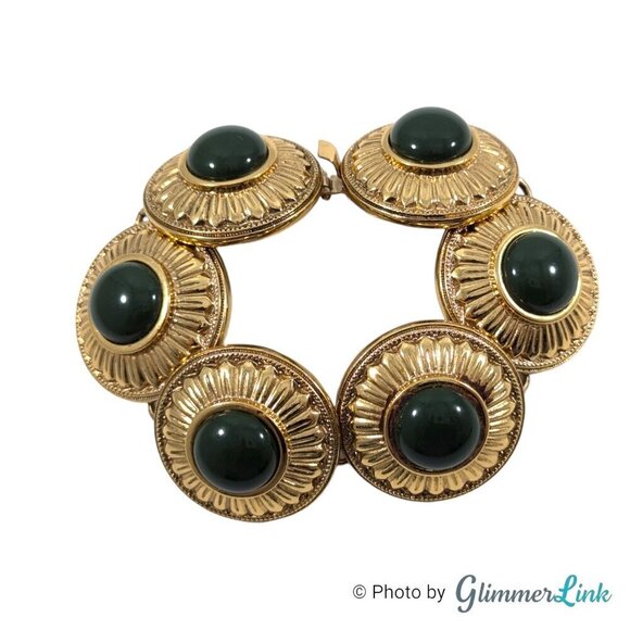 Trina Turk Green Cabochon Round Medallion Gold Tone Link Bracelet - Picture 4 of 10